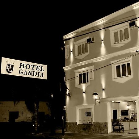 Hotel Gandia サルタ エクステリア 写真